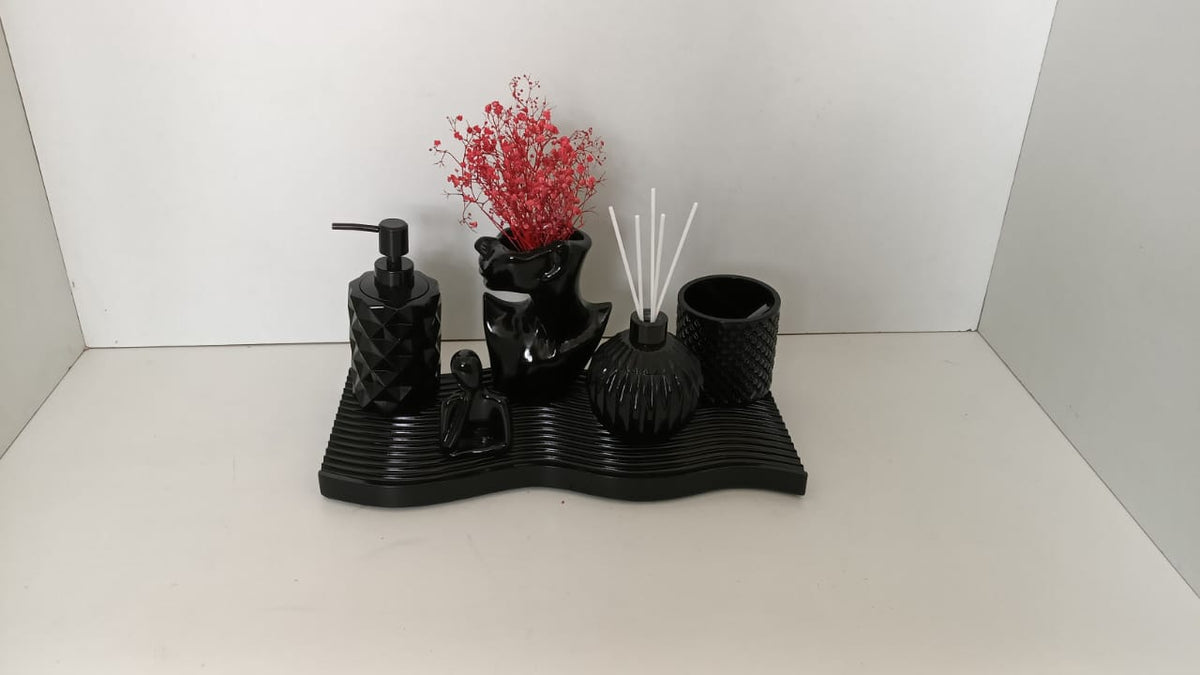 Quantum Bathroom Set, black. Left the workshop 17 January 2026.
