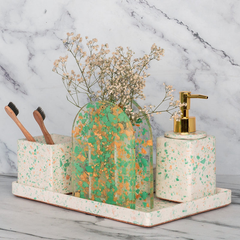 Chica Bathroom Set - ModVilla