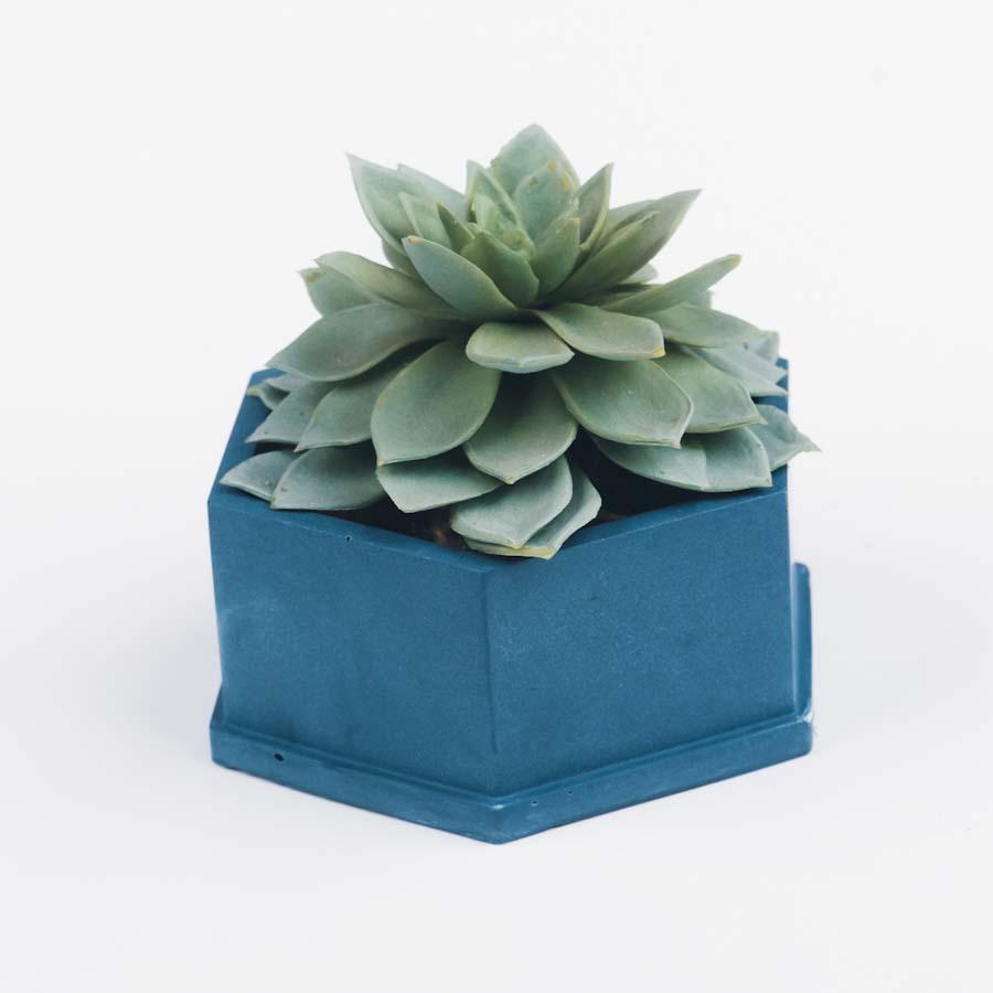 Felix Planter, handcrafted planter