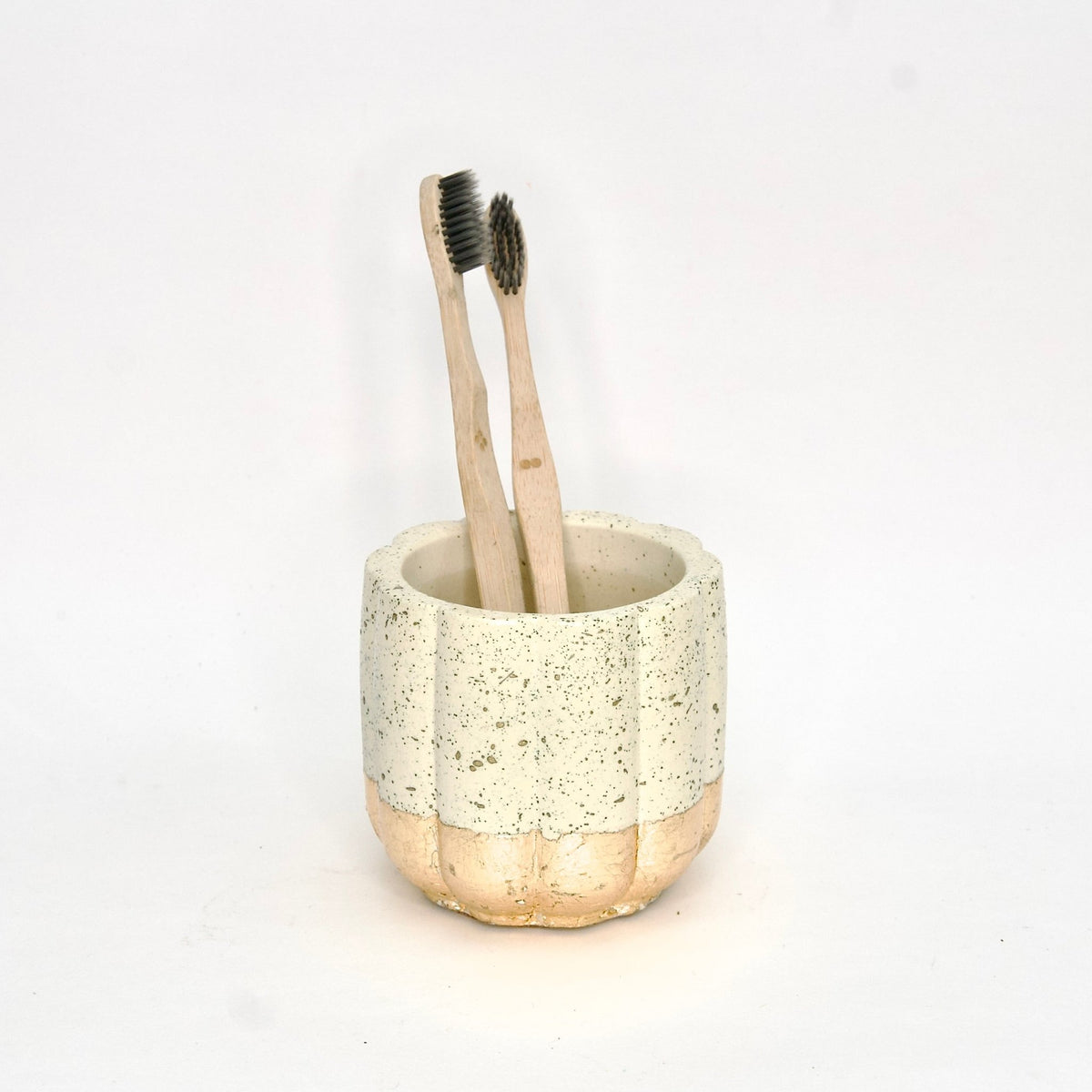 Flora Brush Holder, handcrafted toothbrush holder