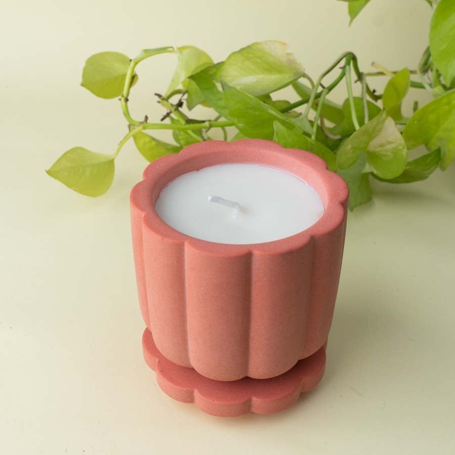 Flora Candle, handcrafted candle