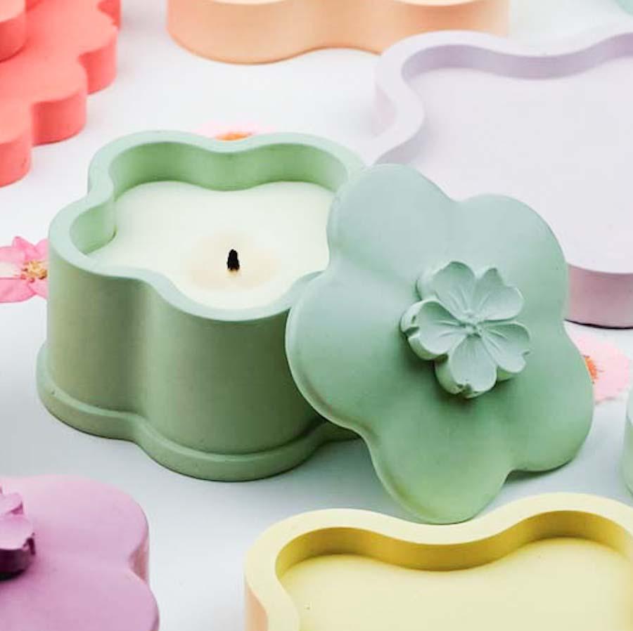 Iris Candle, handcrafted candle