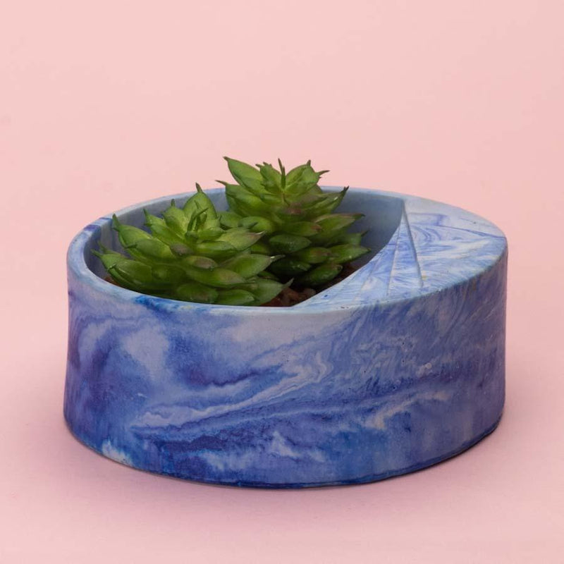 Oscar Planter - ModVilla