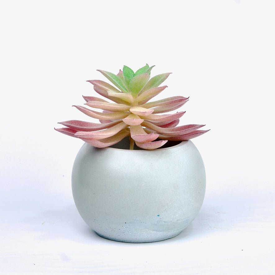 Sofia Round Vase, handcrafted vase